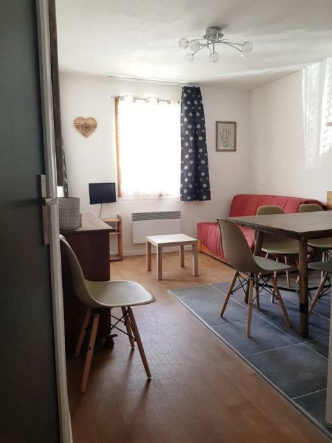 Appartement Flocon, 2 Chambres Saint-Sorlin-dʼArves Kültér fotó